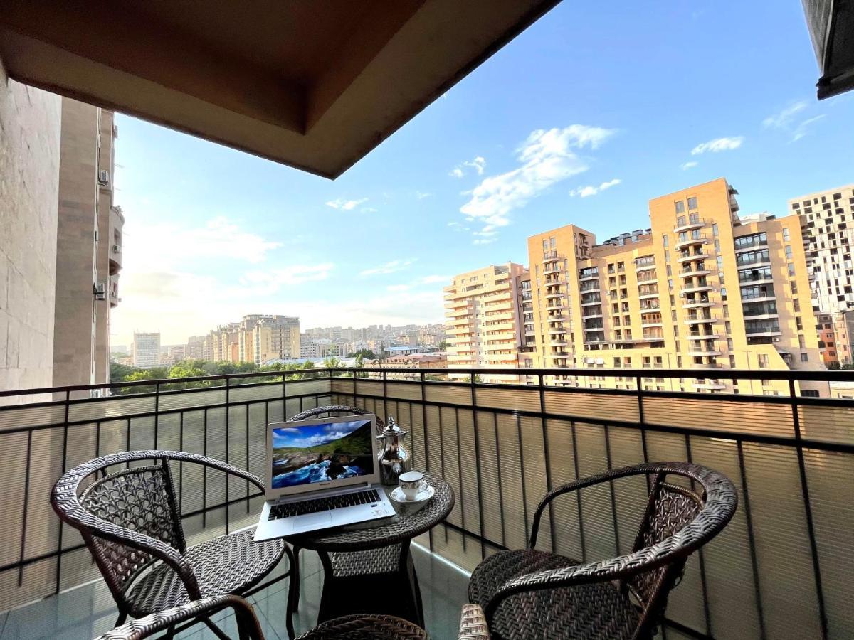 Apartments Emili Erevan Exterior foto