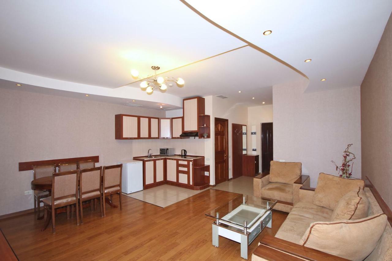 Apartments Emili Erevan Exterior foto