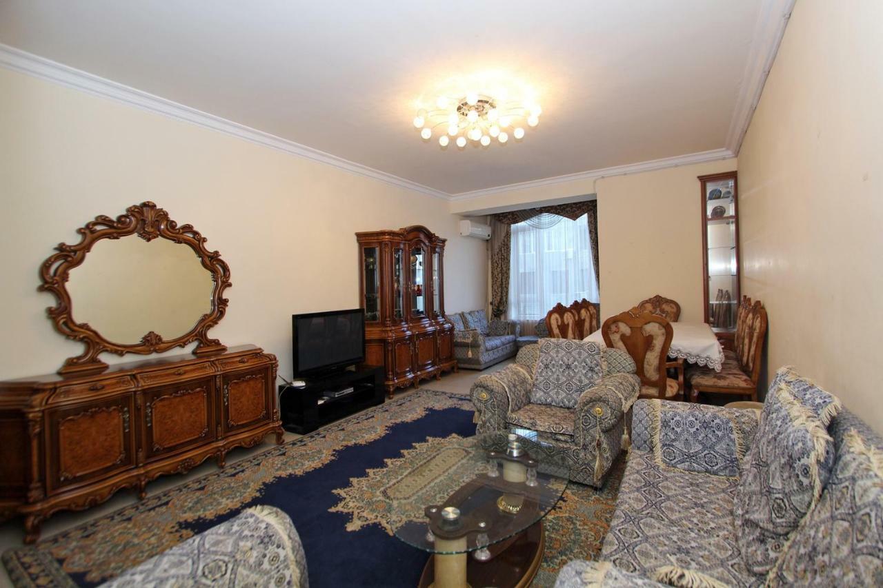 Apartments Emili Erevan Exterior foto